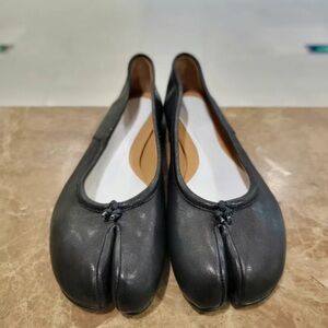 Elegant Black Women's Leather Loafers